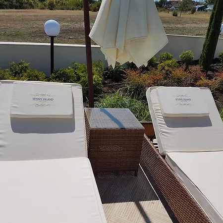 Morning Star Deluxe Апартаменты Черноморец