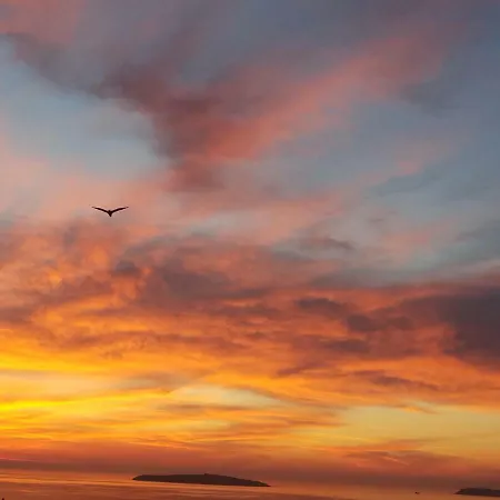 Morning Star Deluxe Апартаменты *