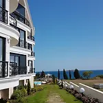 Morning Star Deluxe Апартамент *